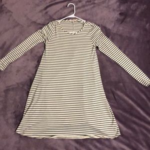 XS black and white stripped dress
